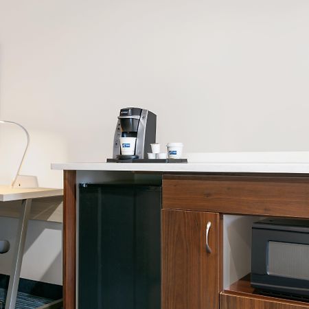 Holiday Inn Express Hotel & Suites Norfolk Airport By Ihg Ngoại thất bức ảnh