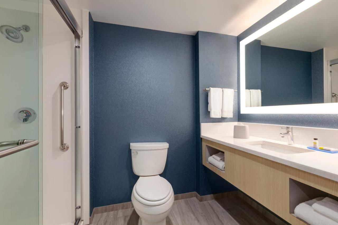 Holiday Inn Express Hotel & Suites Norfolk Airport By Ihg Ngoại thất bức ảnh