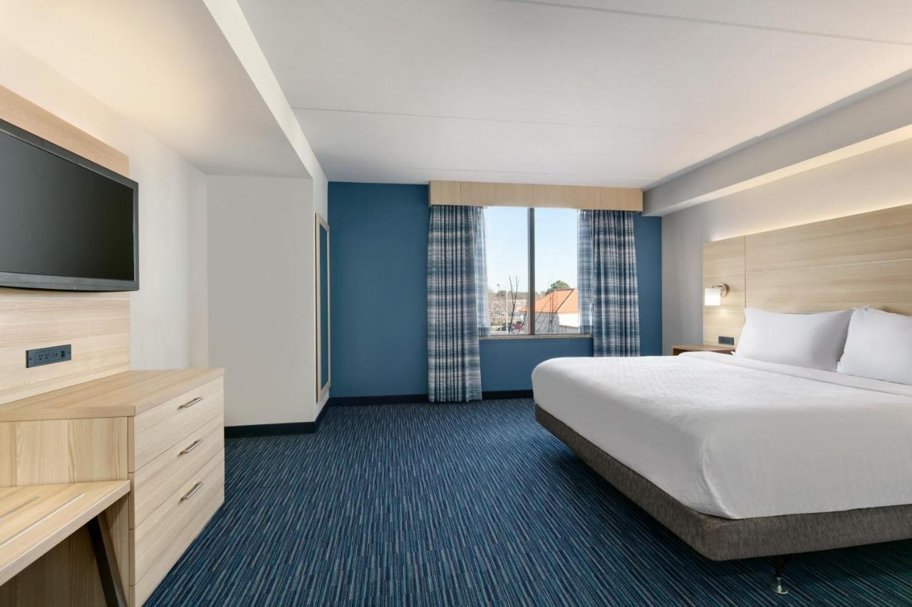Holiday Inn Express Hotel & Suites Norfolk Airport By Ihg Ngoại thất bức ảnh