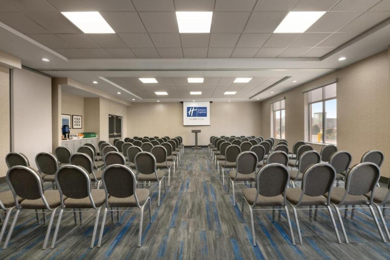 Holiday Inn Express Hotel & Suites Norfolk Airport By Ihg Ngoại thất bức ảnh