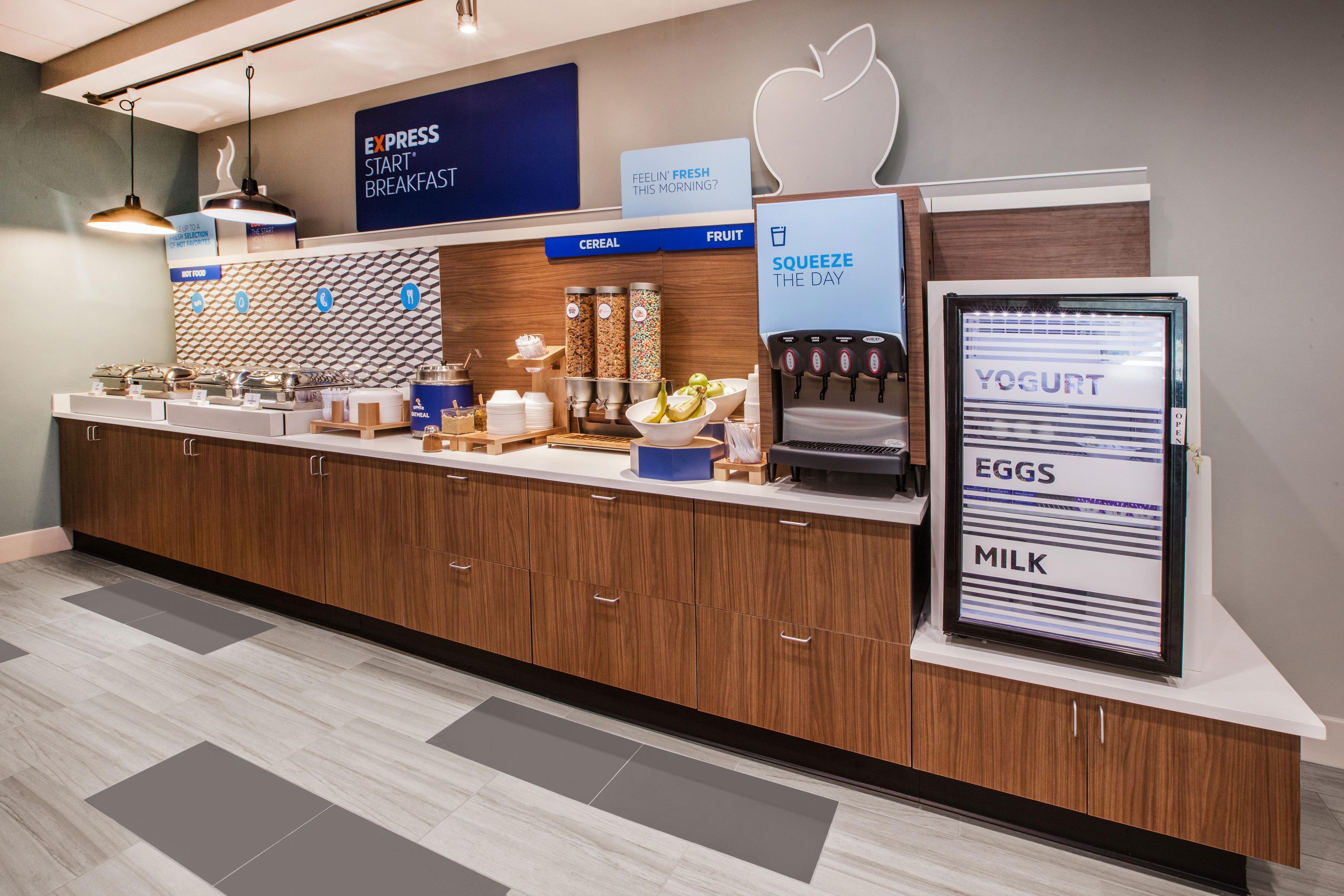 Holiday Inn Express Hotel & Suites Norfolk Airport By Ihg Ngoại thất bức ảnh